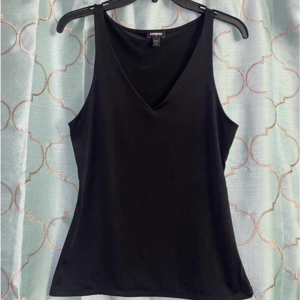 Express Body Contour Top - Picture 3 of 8